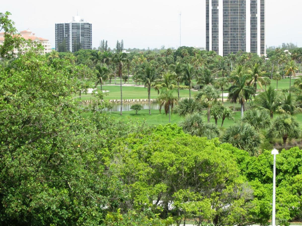 Resort Style In Aventura Florida Εξωτερικό φωτογραφία