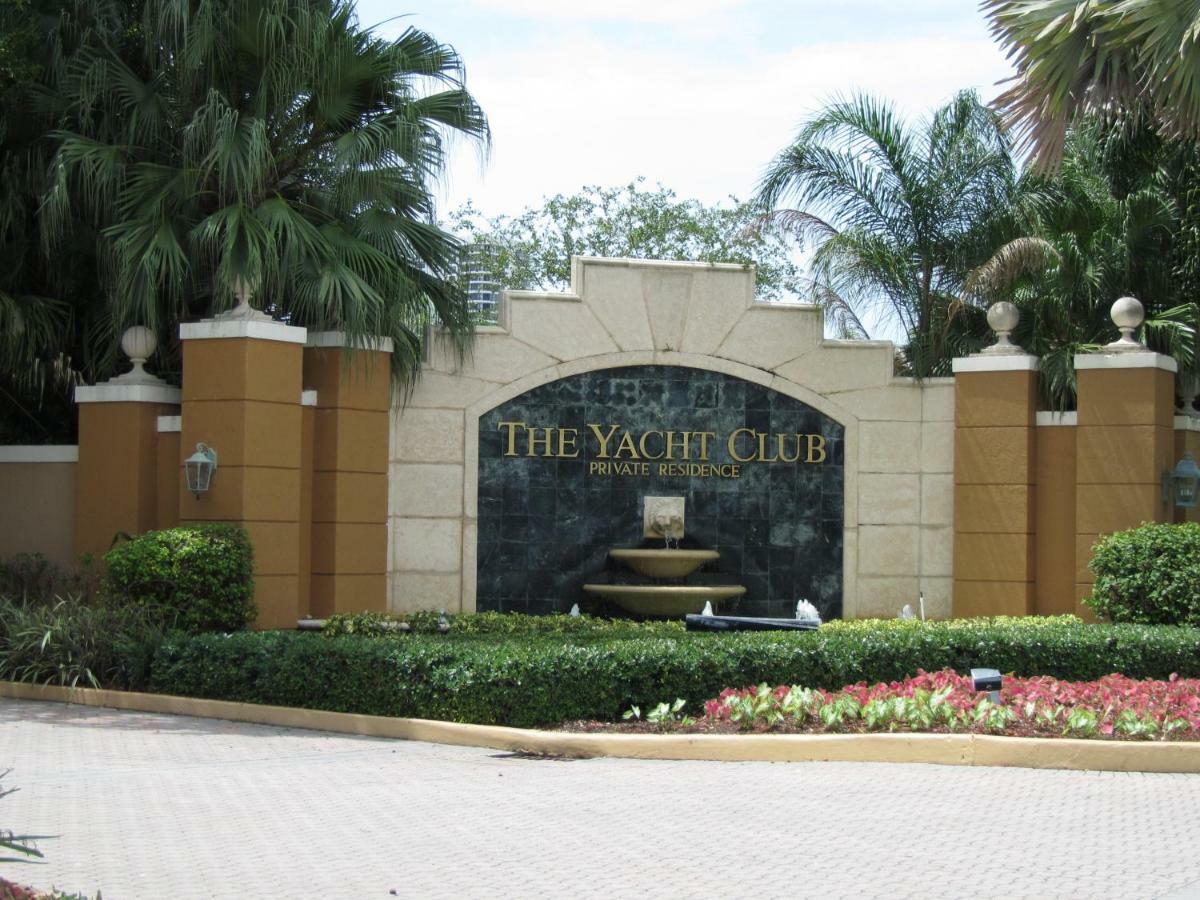 Resort Style In Aventura Florida Εξωτερικό φωτογραφία